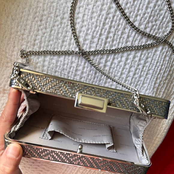 Gun metal/ gray embossed leather patttern - Picture 9 of 12